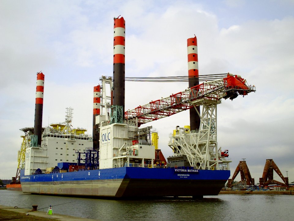 Ship Victoria Mathias (2)