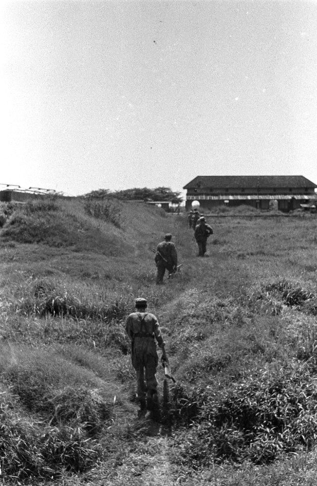 Semarang 26-7. In de Semarang sector werd het station van Marangen zonder tegens, Bestanddeelnr 1624