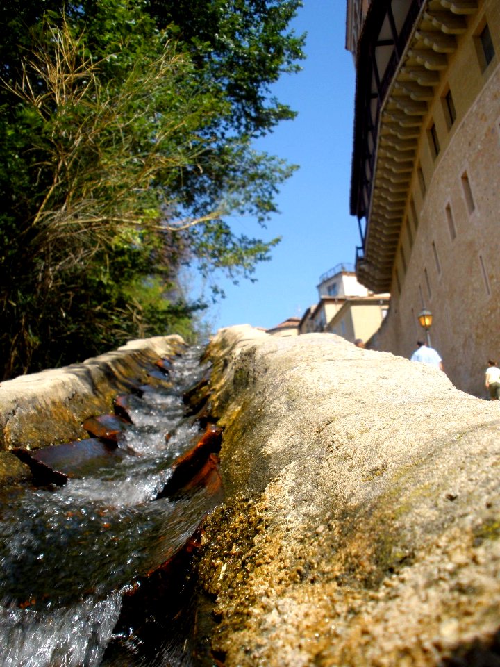 Segovia - Bajada del Salon 2