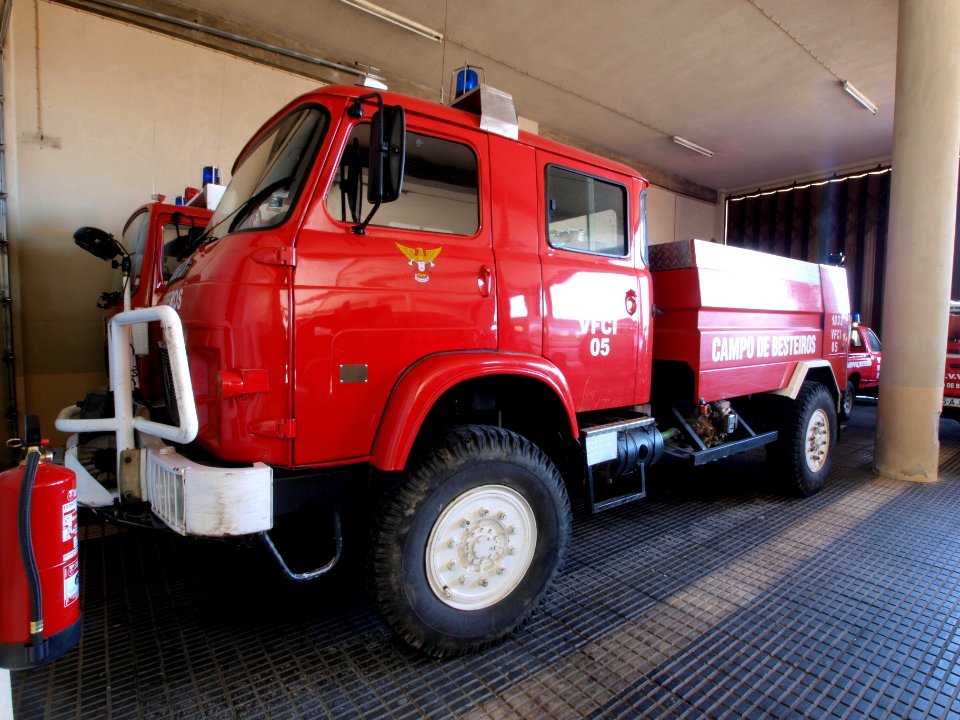 Renault, Bombeiros Voluntarios, BVVB, Campo de Besteiros, Unit 1832 VFCI 05 pic2