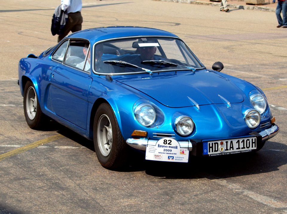 Renault Allpine A 110 Berlinette 1300 (1974) p1