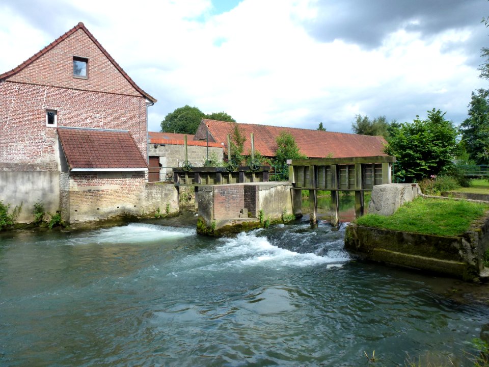 Remilly-Wirquin (Pas-de-Calais, Fr) moulin sur l'Aa (02)