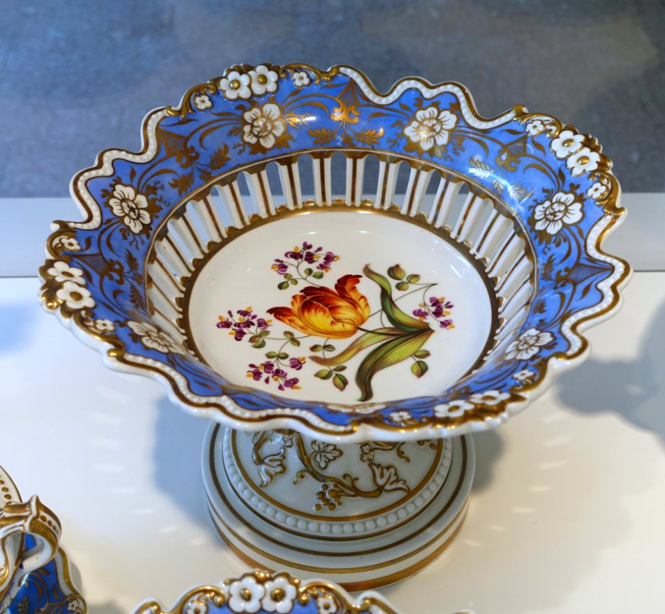 Reticulated fruit basked, 3 of 3, from a partial dessert service, made by John Ridgway, 1830-1840, porcelain, hand-painted decoration and gilding - Peabody Essex Museum - DSC06628