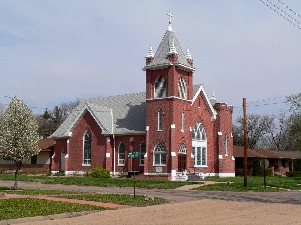Red Cloud, Nebraska Sacred Heart Church from SE 1