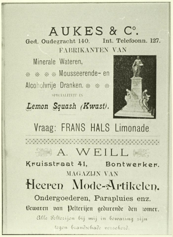 Reclame van de firma Aukes & Co, Ged. Oudegracht 140 en de firma Weill, bontwerker, Kruisstraat 41. NL-HlmNHA 5400465112