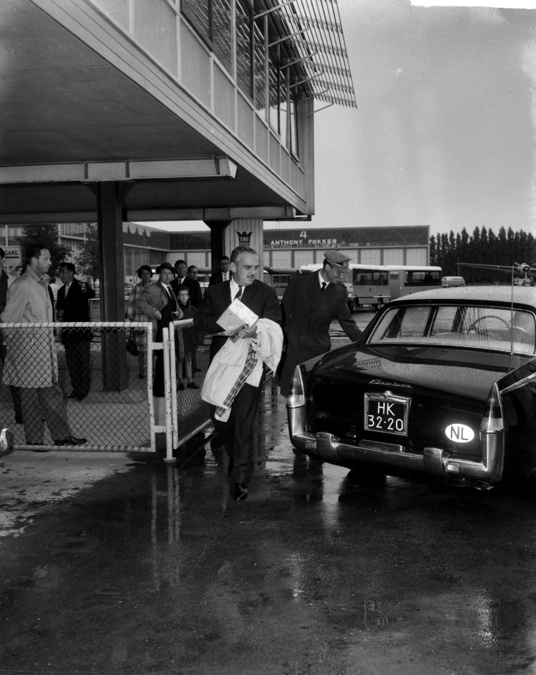 Prins Rainier van Monaco van Schiphol vertrokken, Bestanddeelnr 915-4601