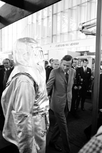 Prins Claus opent Internationale Brandweertentoonstelling 1970 in RAI, Amsterdam, Bestanddeelnr 923-5786