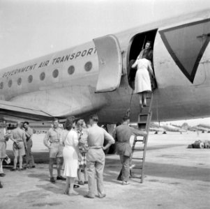 Repatriëring van Nederlandse vrouwen per vliegtuig, Bestanddeelnr 255-6779