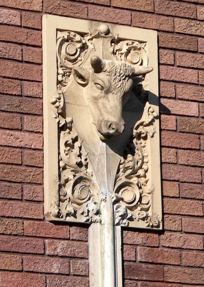 Roth Fountain (Sioux City) head E
