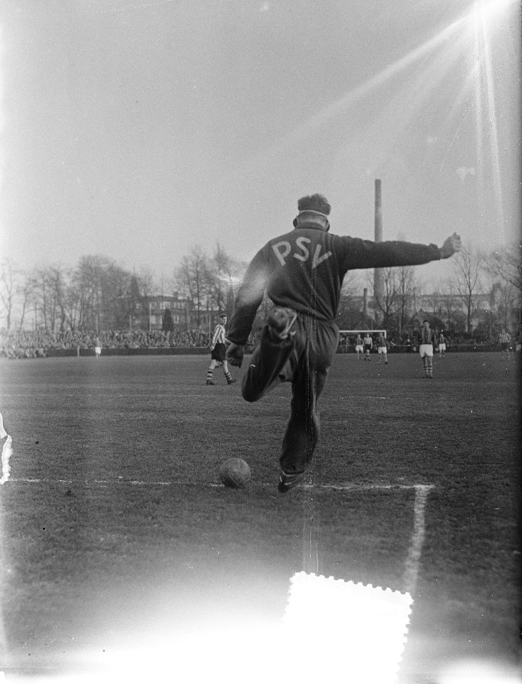 PSV tegen Emma, Bestanddeelnr 906-2616