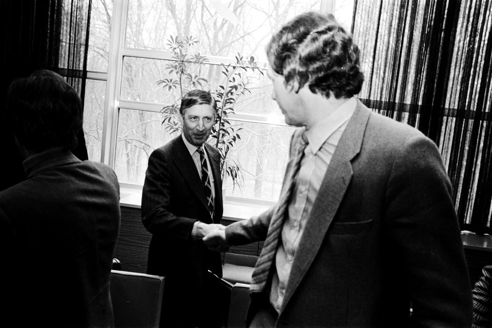 Regering, Vakbonden en werkgevers spreken in SER gebouw Den Haag over arbeidsove, Bestanddeelnr 930-6922