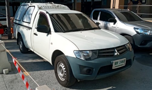 Mitsubishi Triton Regular Bed With Canopy Top 01