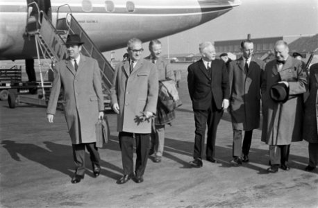 Missie van de Britse Exportraad voor Europa op Schiphol v.l.n.r. mr. F. Hugh , N, Bestanddeelnr 914-9476