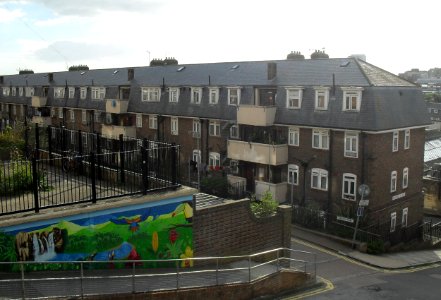 Milner Flats from Ashton Rise, Carlton Hill, Brighton (August 2010)