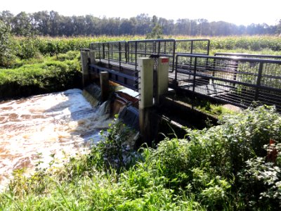 Mill Rijksmonument 525551 stuw in Defensiekanaal tussen kazemat 535 en 536