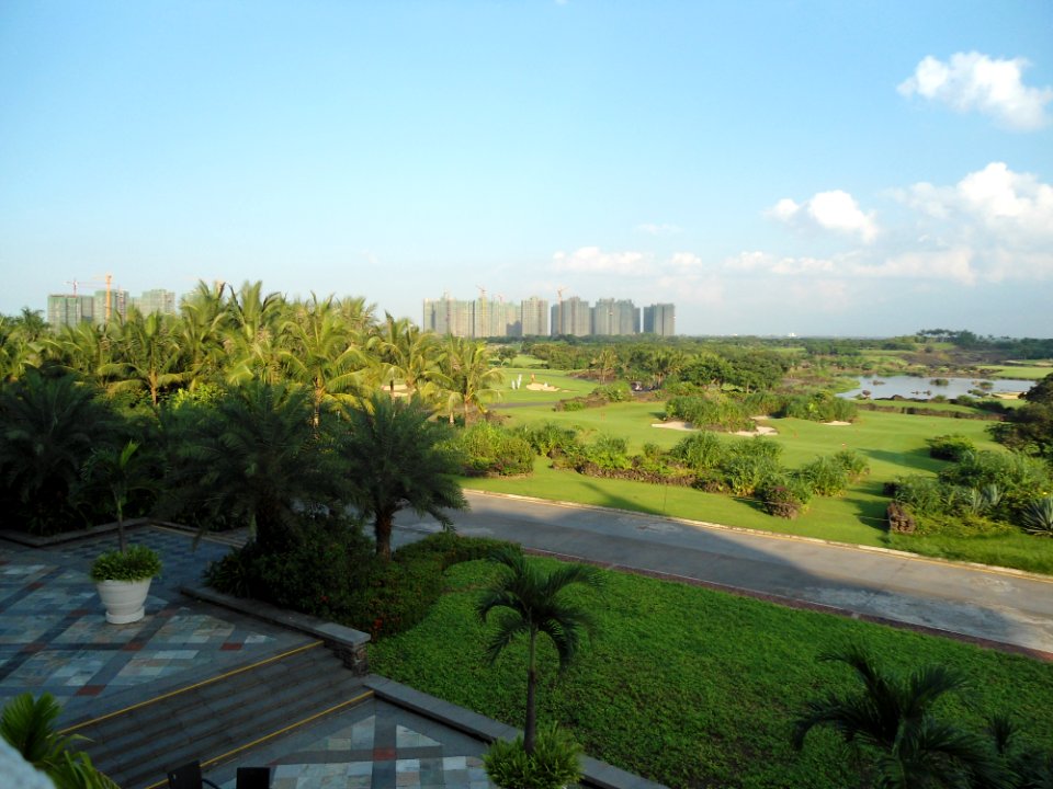 Mission Hills Haikou - course in front of clubhouse - 01