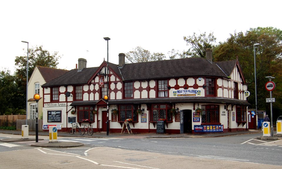 Milton Arms pub, Milton Road, Milton, Portsmouth (October 2017)