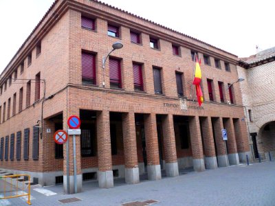 Medina del Campo - Calle Gamazo, Juzgados