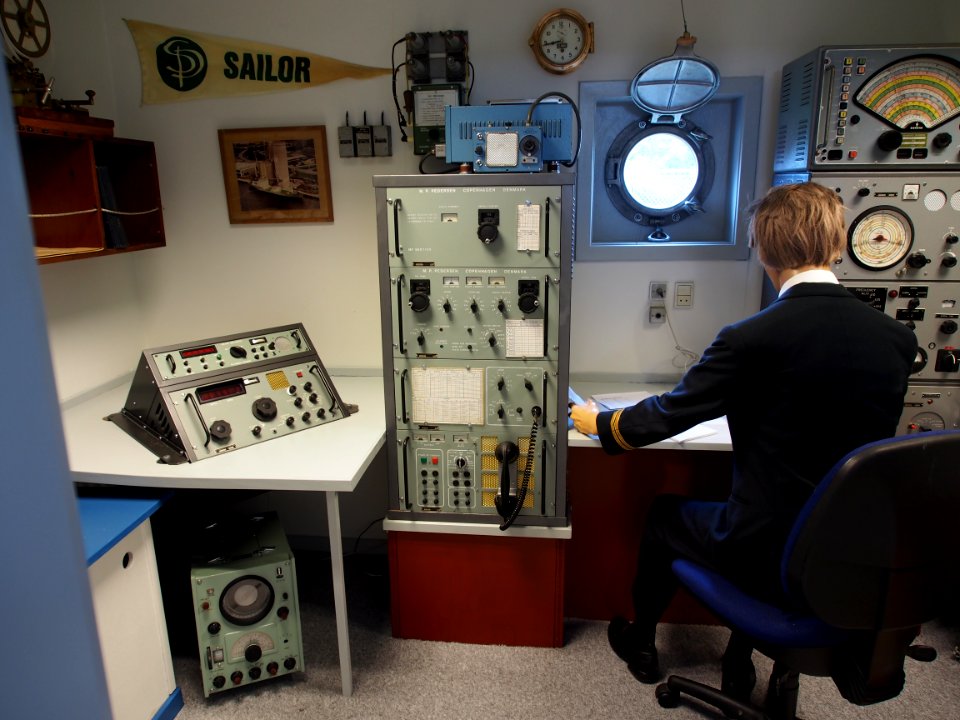 MP Pedersens radio equipment