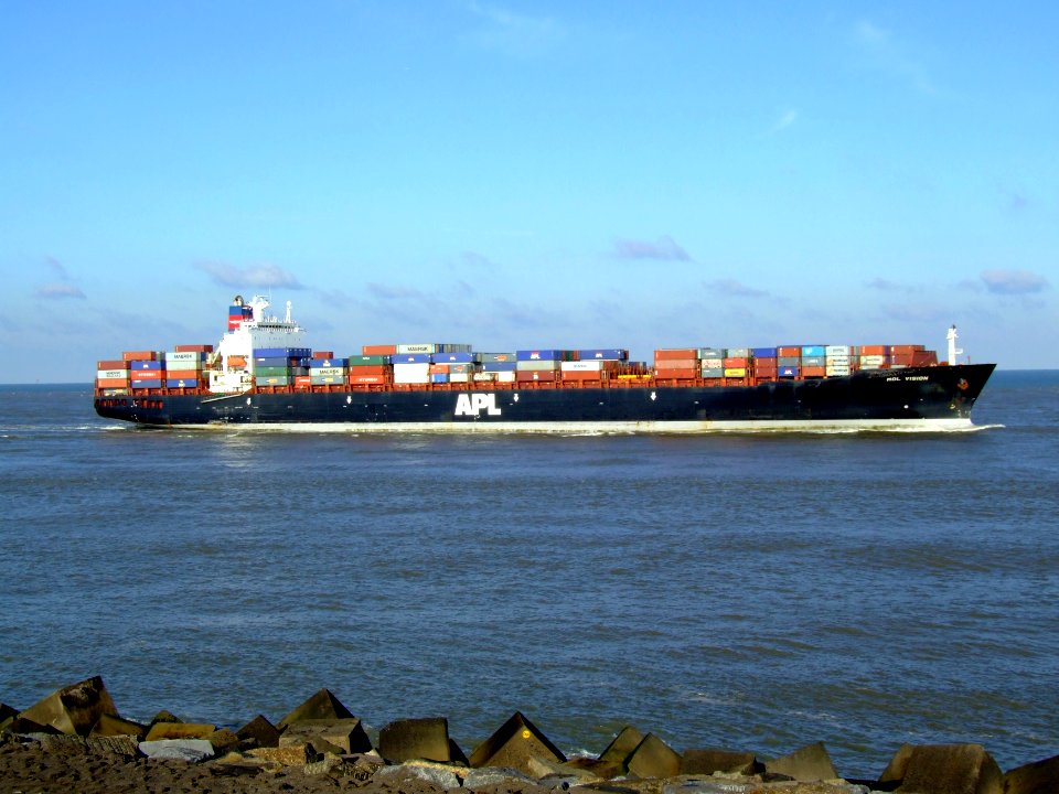 Mol Vision p2 approaching Port of Rotterdam, Holland 25-Jan-2007