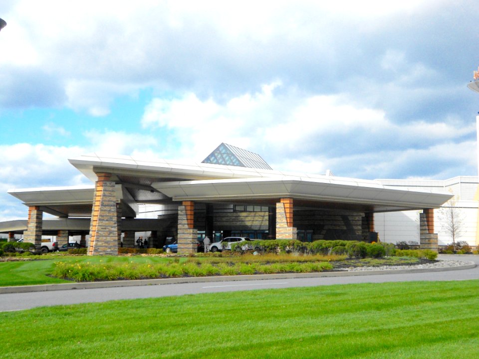 Mohegan Poconos casino LuzCo PA