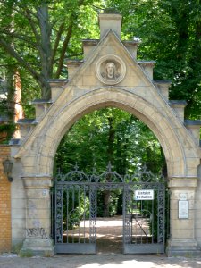 Moltkestraße 42 Friedhofstor (Berlin-Lichterfelde)