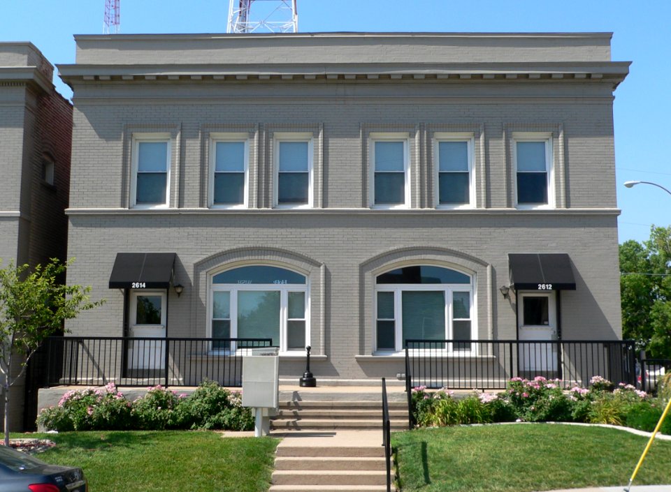 Moyer row houses (Omaha) 2612-2614 Dewey 1