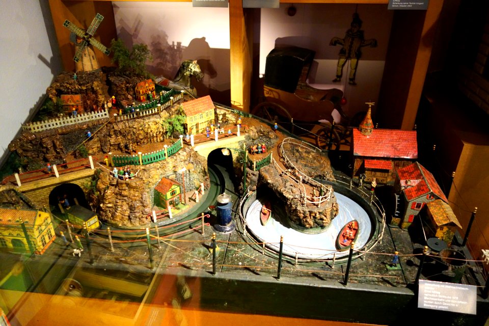 Model railroad, Ernst Mittag, 1913 - Museum für Sächsische Volkskunst - DSC08286