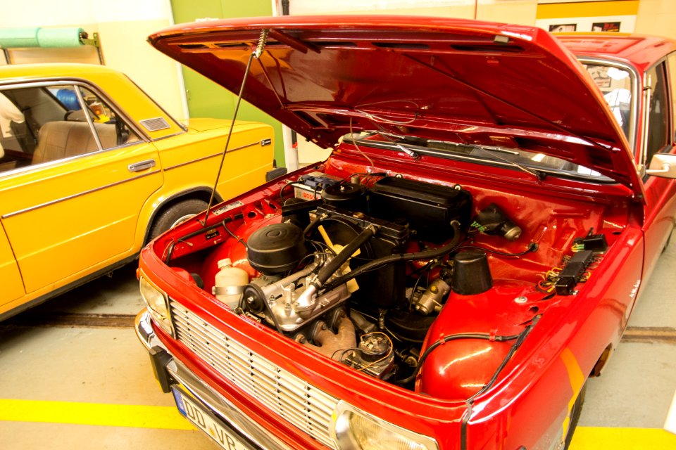 Motor Wartburg 353 W (2)