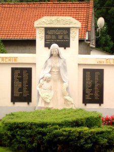 Monument Izel lez Esquerchin 02