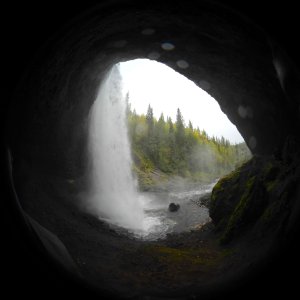 Moul.Falls.Wells.Gray.Provincial.Park.Caveview.P1033668 photo