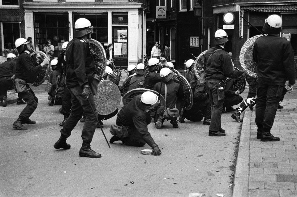 Mobiele eenheid in actie, Bestanddeelnr 931-0048