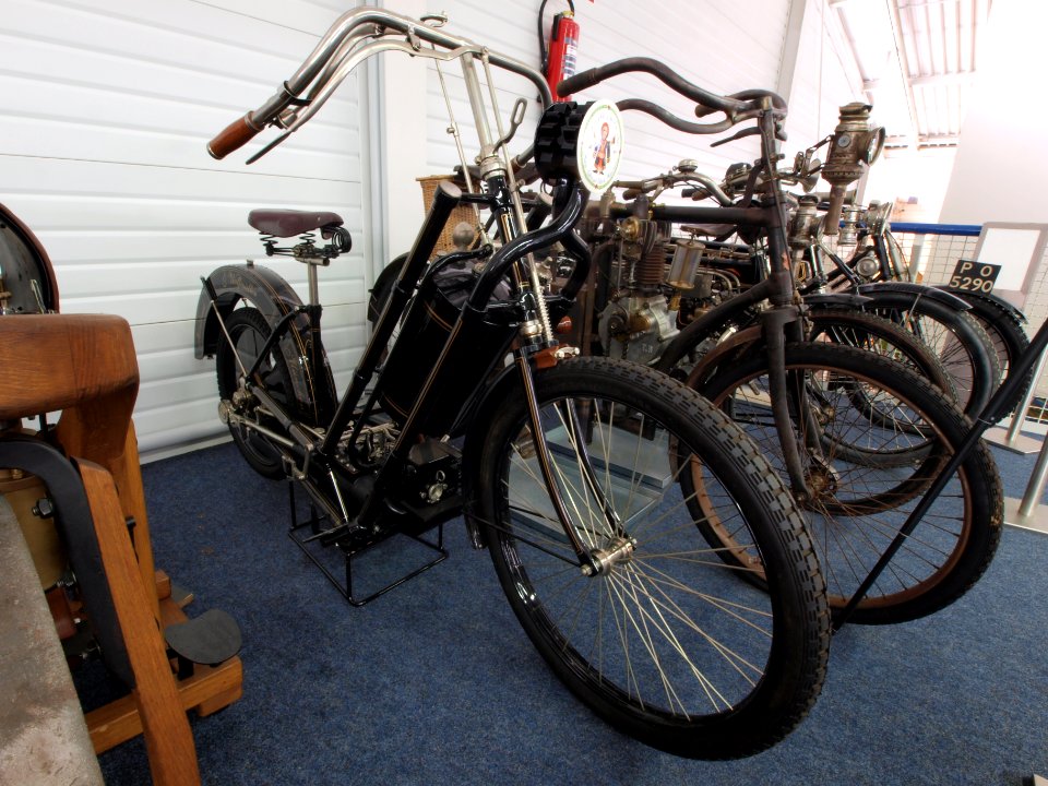 Motor-Sport-Museum am Hockenheimring, 1895 Hildebrand & Wolfmüller replica, pic3