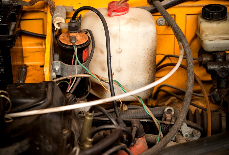 Motorraum, Volkswagen Passat B1, SahiFa Braunschweig, AP3Q0128 edit
