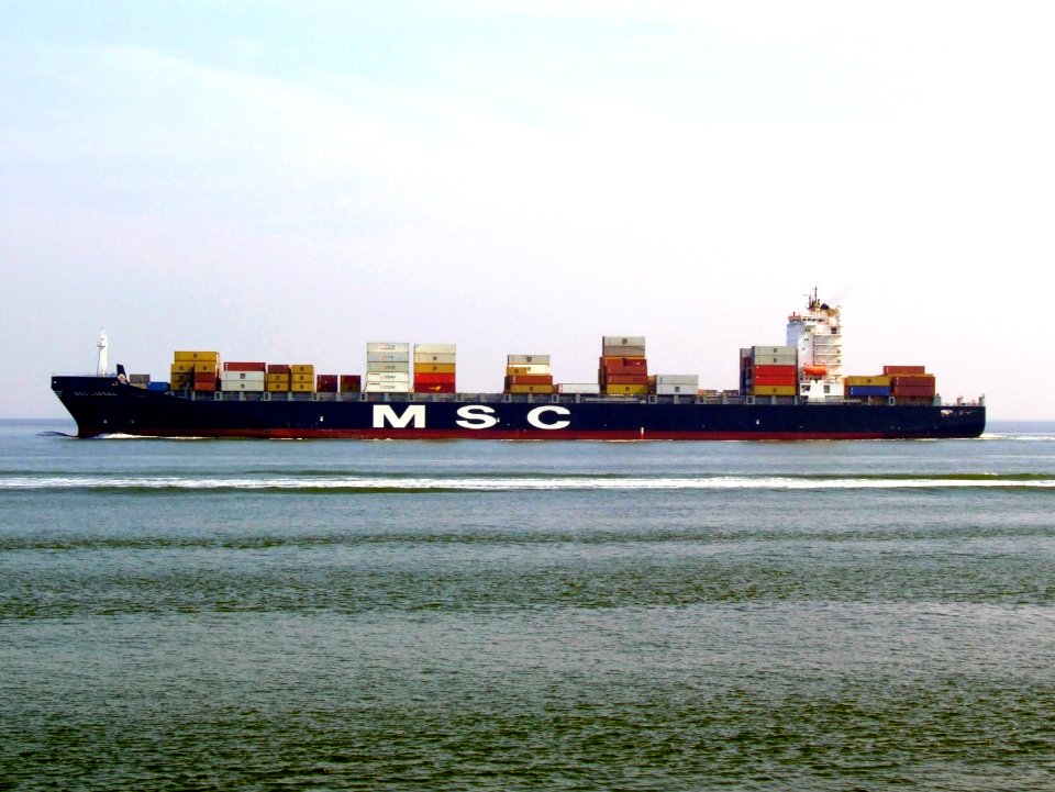 MSC Lorena IMO 9320403 p1