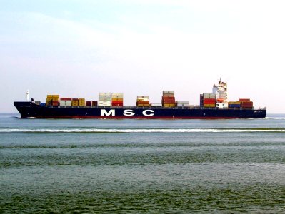 MSC Lorena IMO 9320403 p1