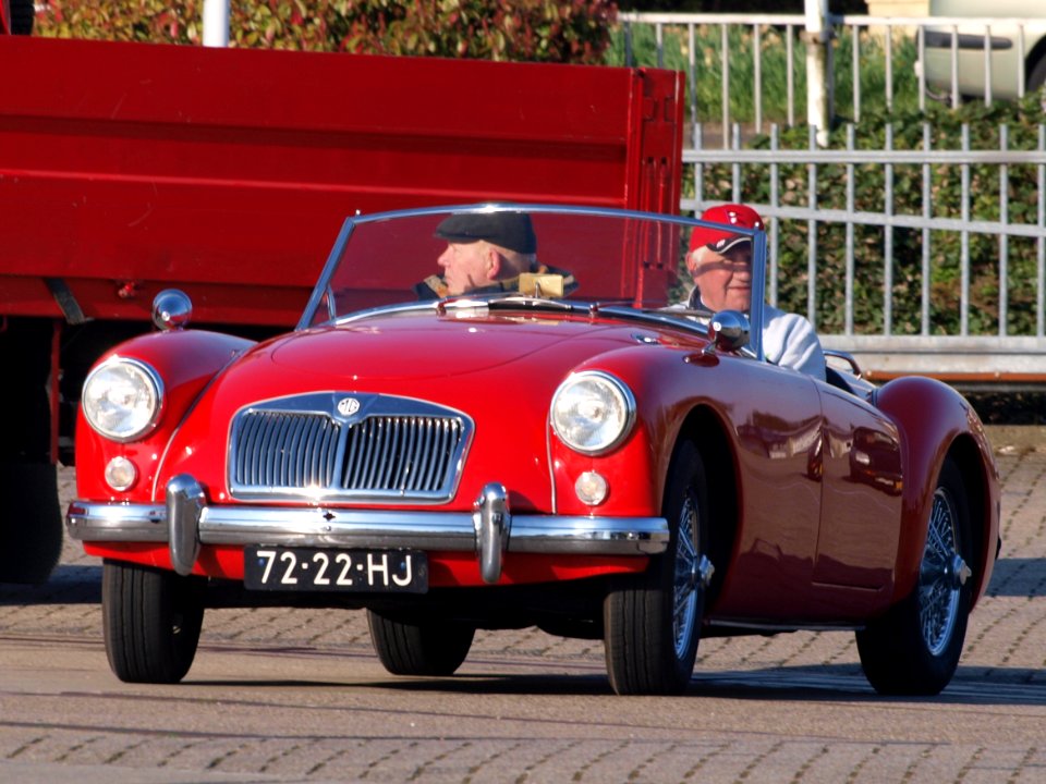 MG A (1957), Dutch licence registration 72-22-HJ, pic1