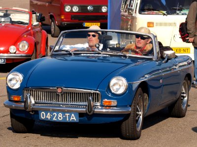 MG B dutch licence registration 04-28-TA