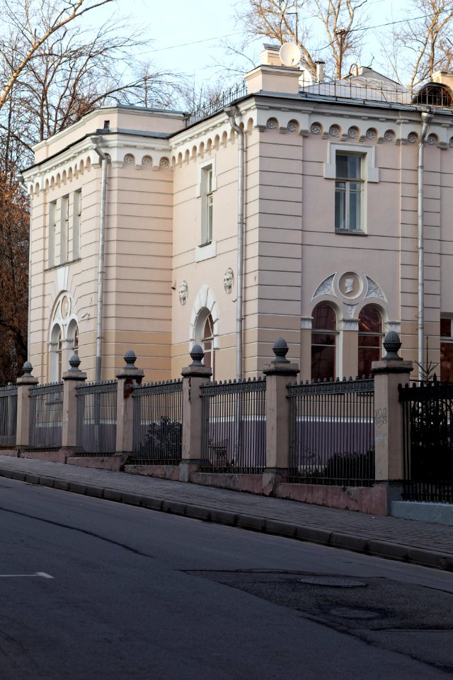 Moscow, Kolpachny Lane 9, Mar 2014 01