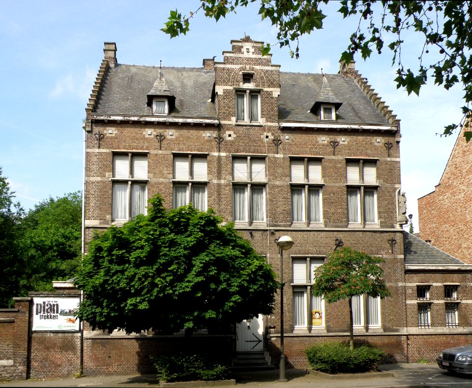 Mortsel Pastorie Sint-Benedictusparochie 1