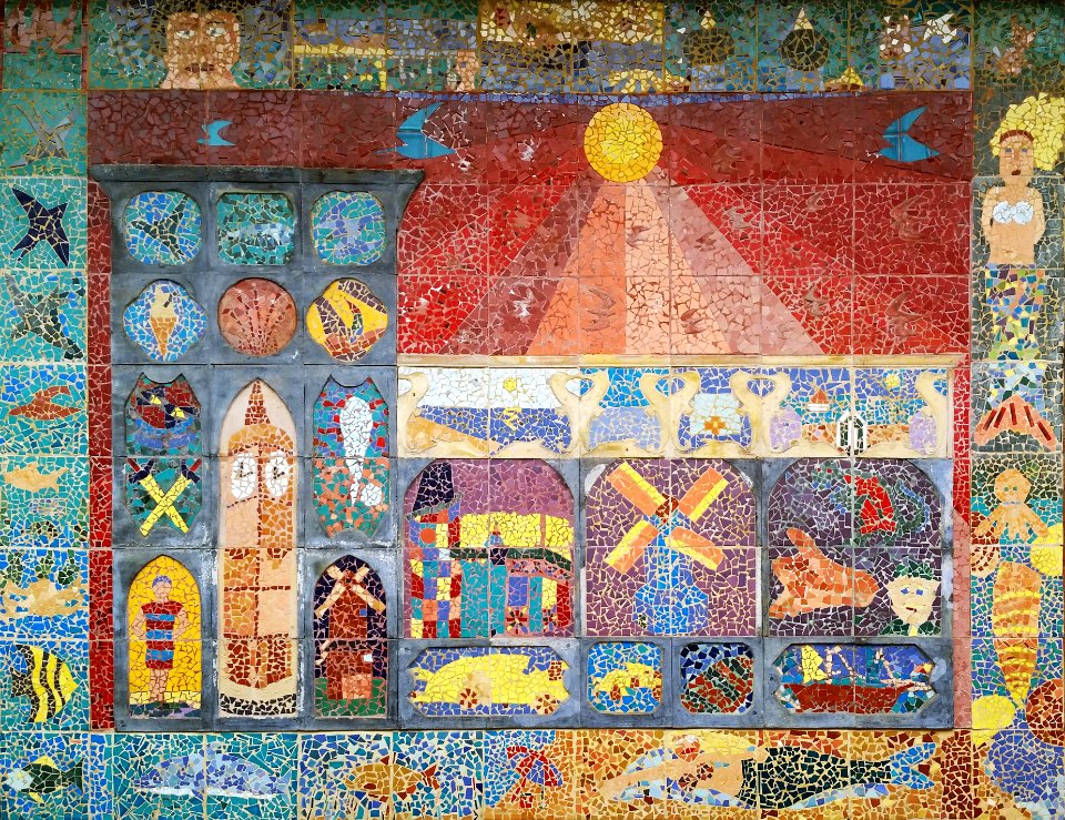 Mosaic, Bexhill Railway Station, Bexhill-on-Sea