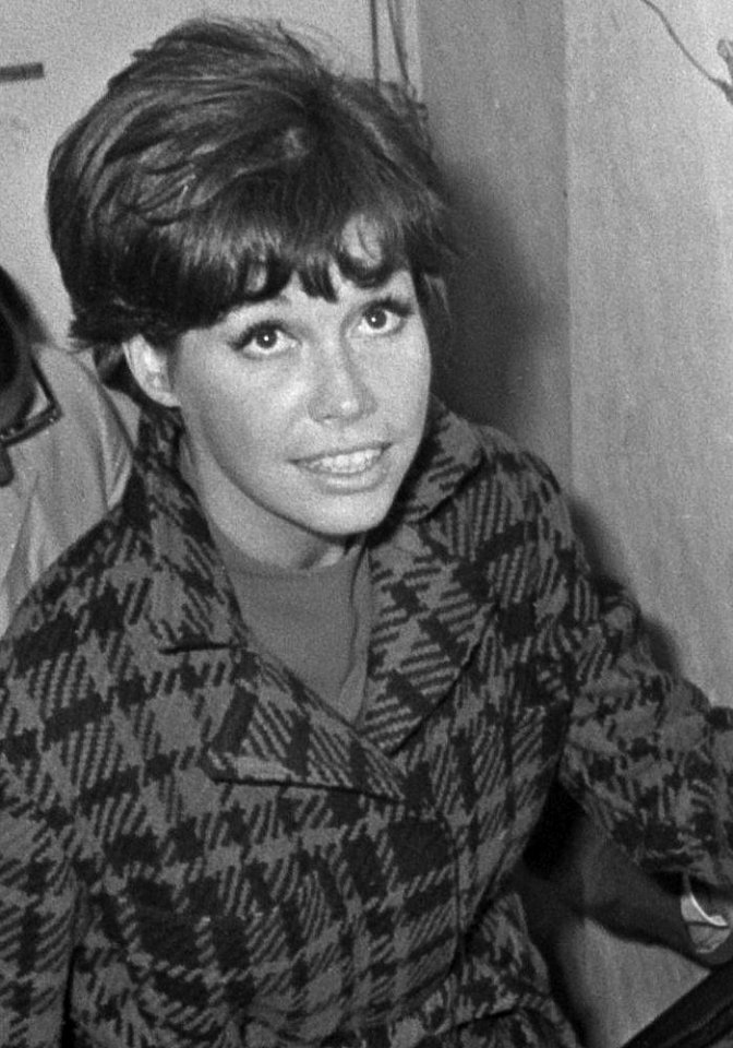 Mary Tyler Moore at Secret Annex