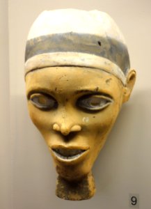 Mask (nganga) - Kongo - Royal Museum for Central Africa - DSC05763