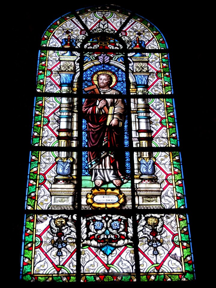 Maroilles (Nord, Fr) église vitrail 12 apôtres 05