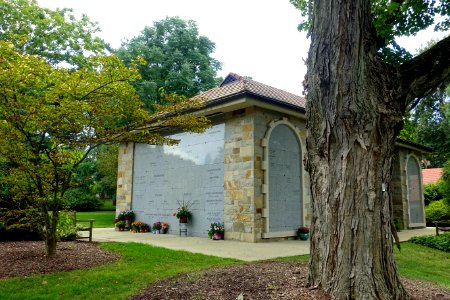 Mausoleum - Newton Cemetery & Arboretum - Newton Center, MA - DSC07003