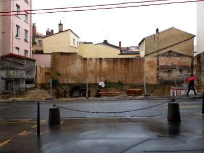 Lyon 4e - Rue Jacques-Louis Hénon, chantier aux numéros 3 et 5
