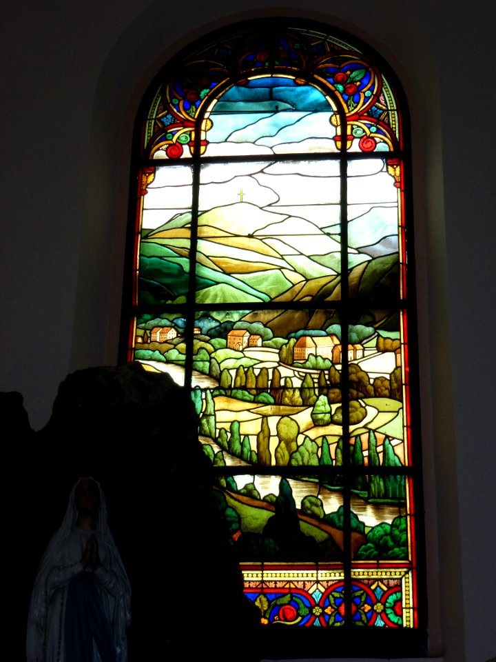 Marly (Nord, Fr) église Saint-Pierre, vitrail 02