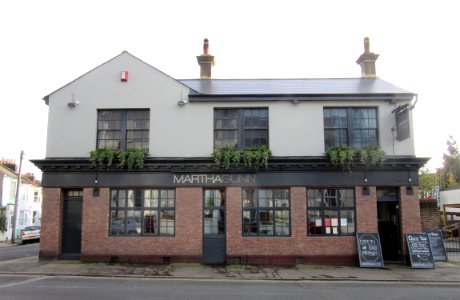 Martha Gunn pub, 100 Upper Lewes Road, Round Hill, Brighton (November 2015) (3)