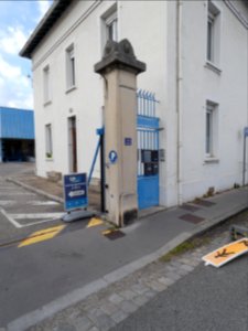 Lyon 9e - Rue de la Gare - Colonne de portail au numéro 22
