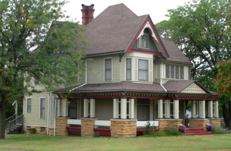 Marshall-Yohe house from SE 1